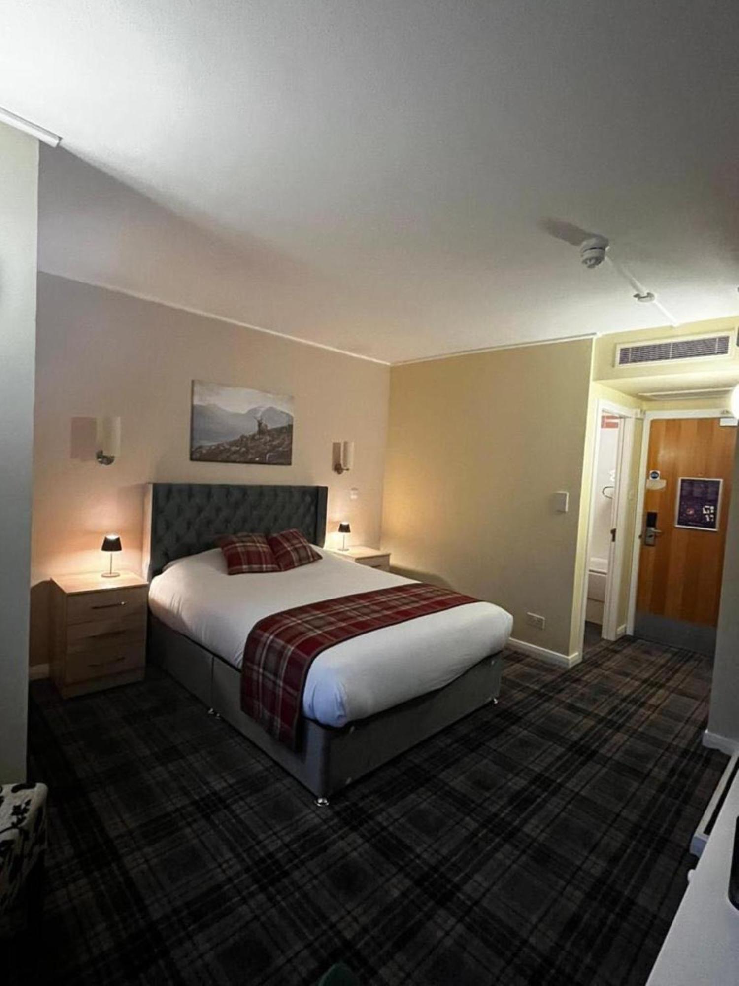 Britannia Inn Glasgow Exterior photo