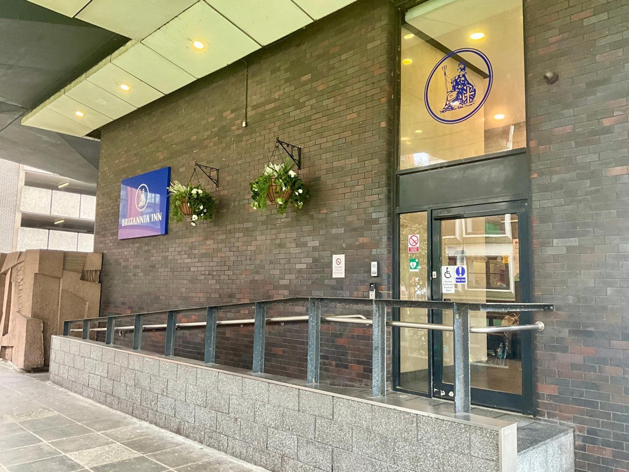 Britannia Inn Glasgow Exterior photo